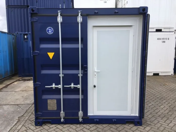 10 ft Accommodation Container – Insulated with Air Vents, Lock Box, and Forklift Pockets