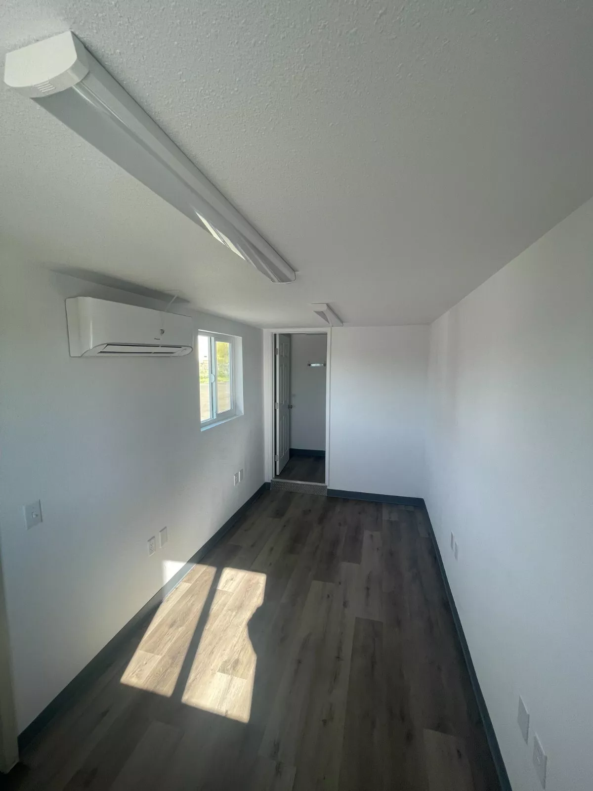 20ft Refurbished Office Container - Image 5