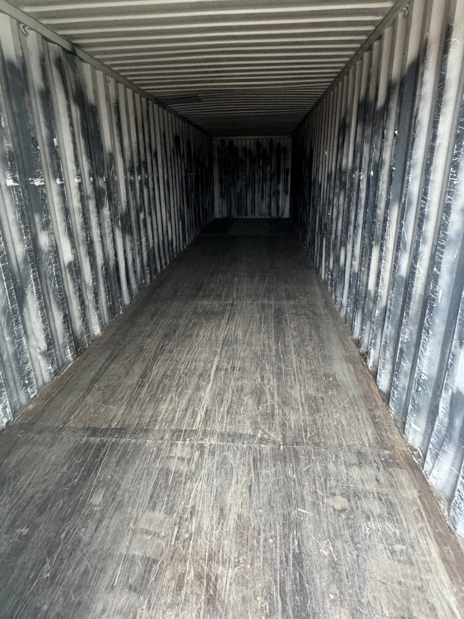 Cargo Worthy 40ft Green Shipping Container – Steel Storage Container - Image 4