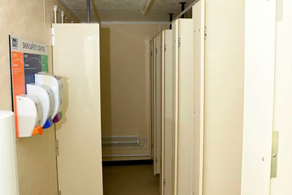 20 ft Steel Toilet Cabin – 4+1 Configuration, Anti-Vandal Construction - Image 2
