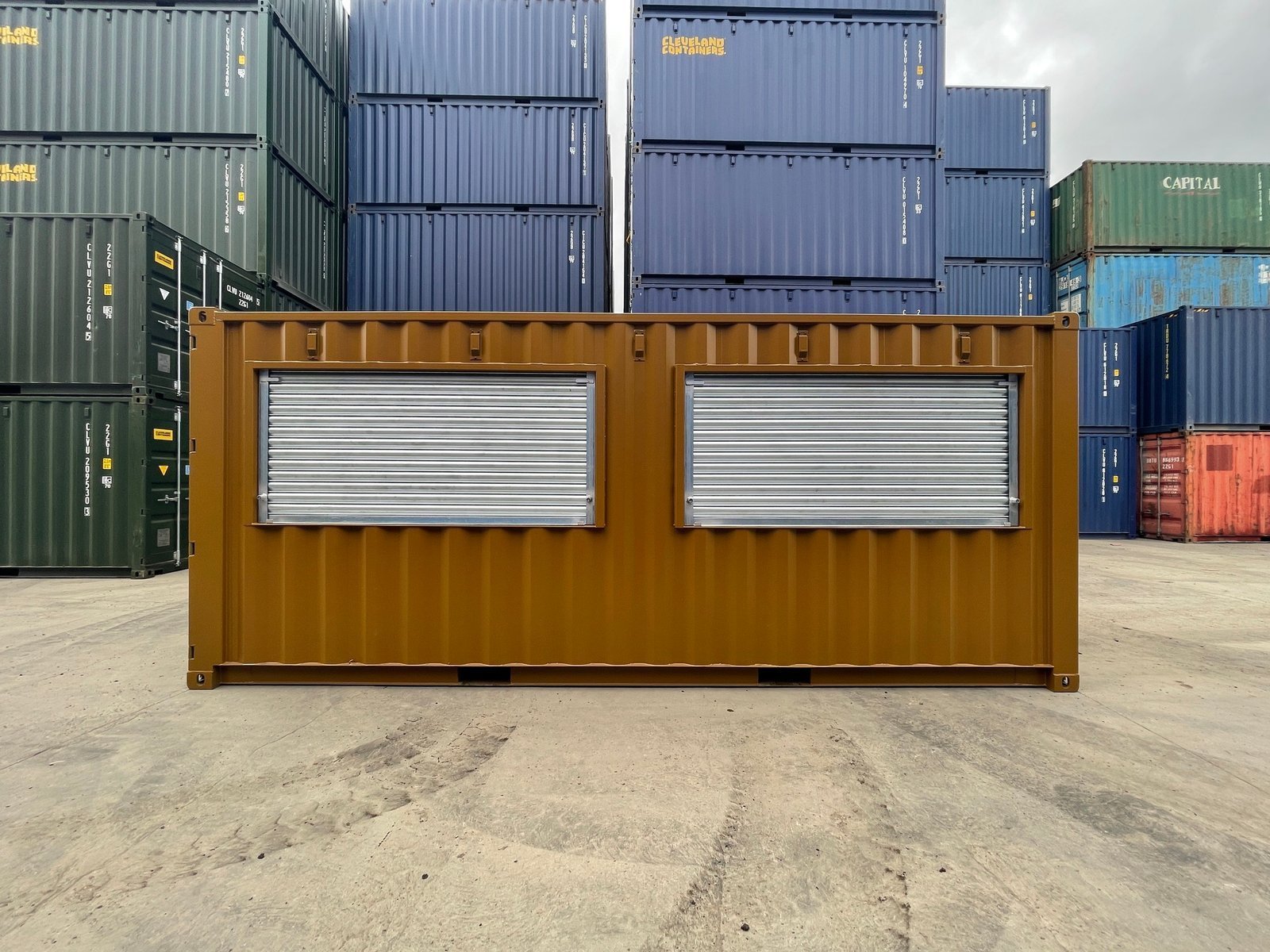 20ft Converted Container Bar – Customized Outdoor Serving Unit