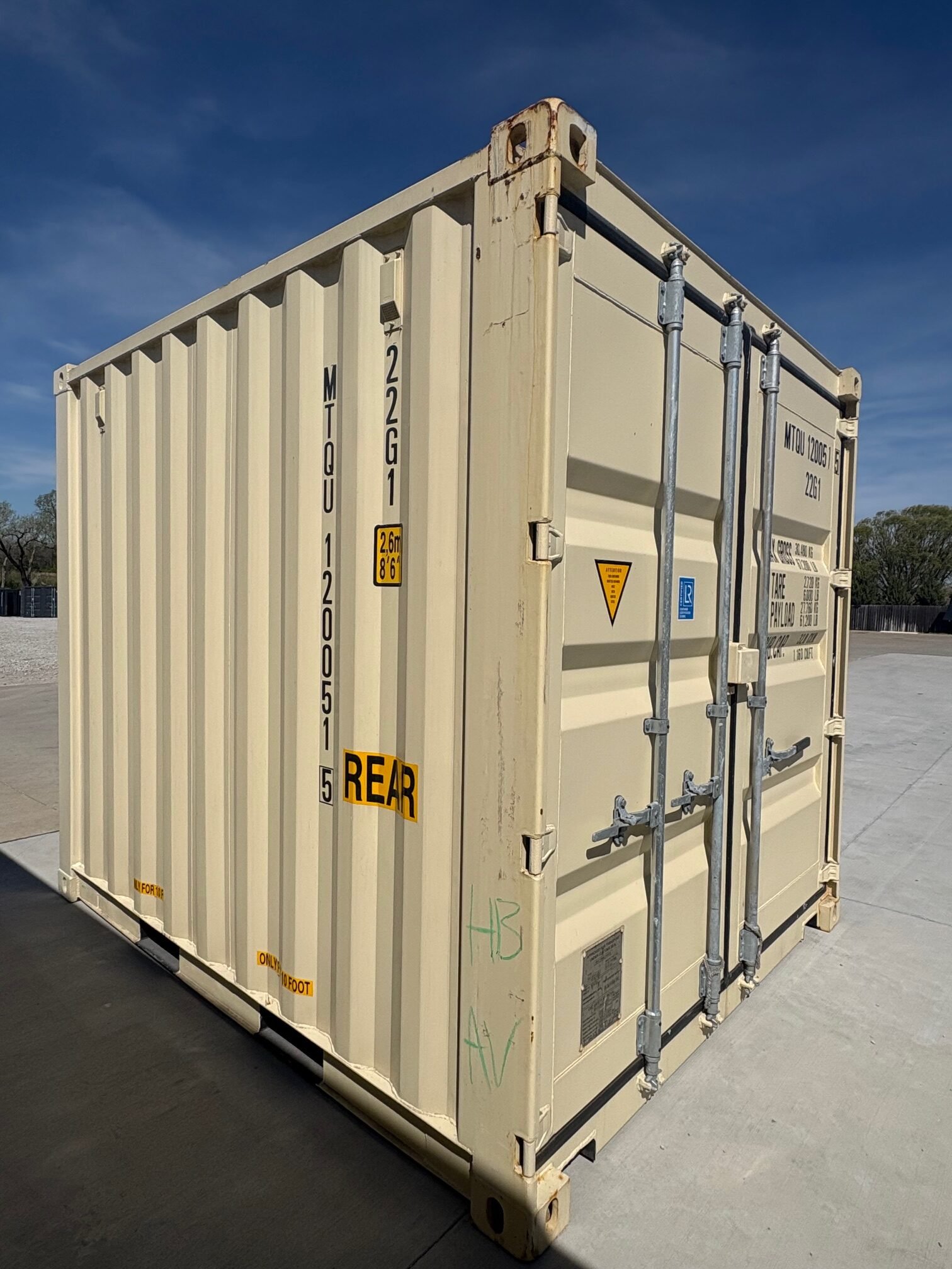 New 20ft Standard Shipping Container – Ivory, Single Door with Lock Box