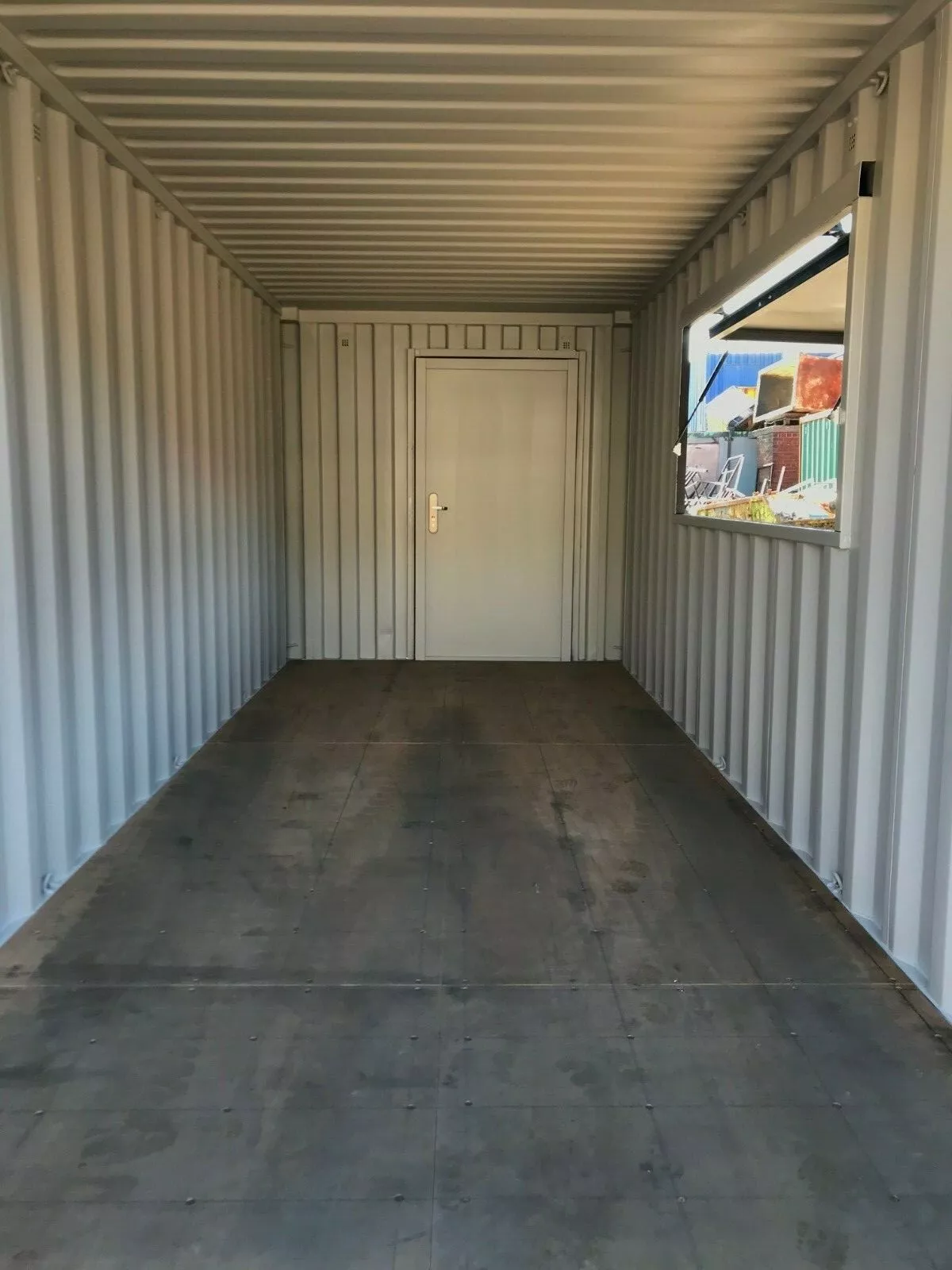 20ft shipping container kitchen/coffee shop/street food -Clean - Image 7