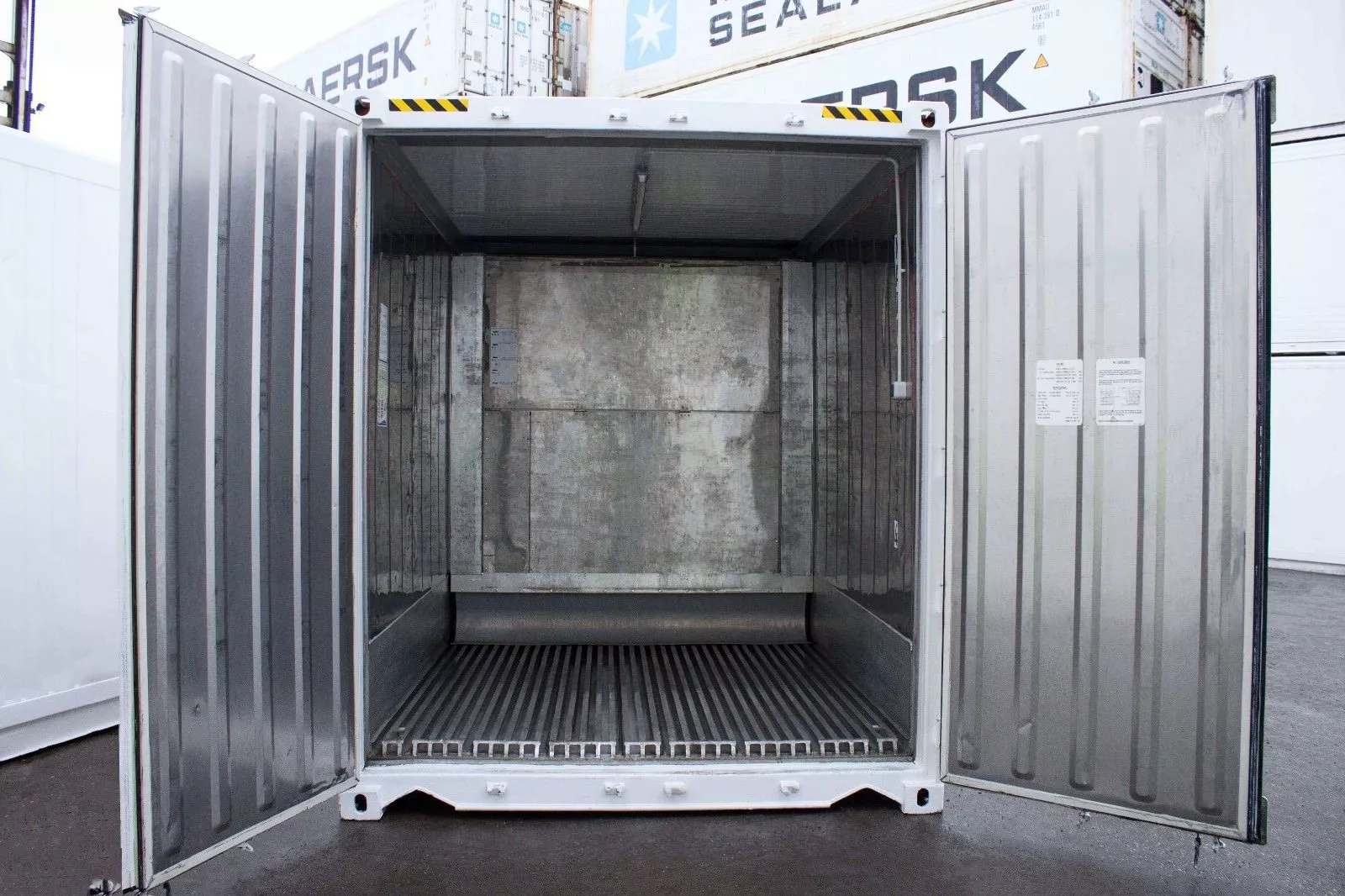 10ft Used Reefer Container with Cooling Unit - Image 3