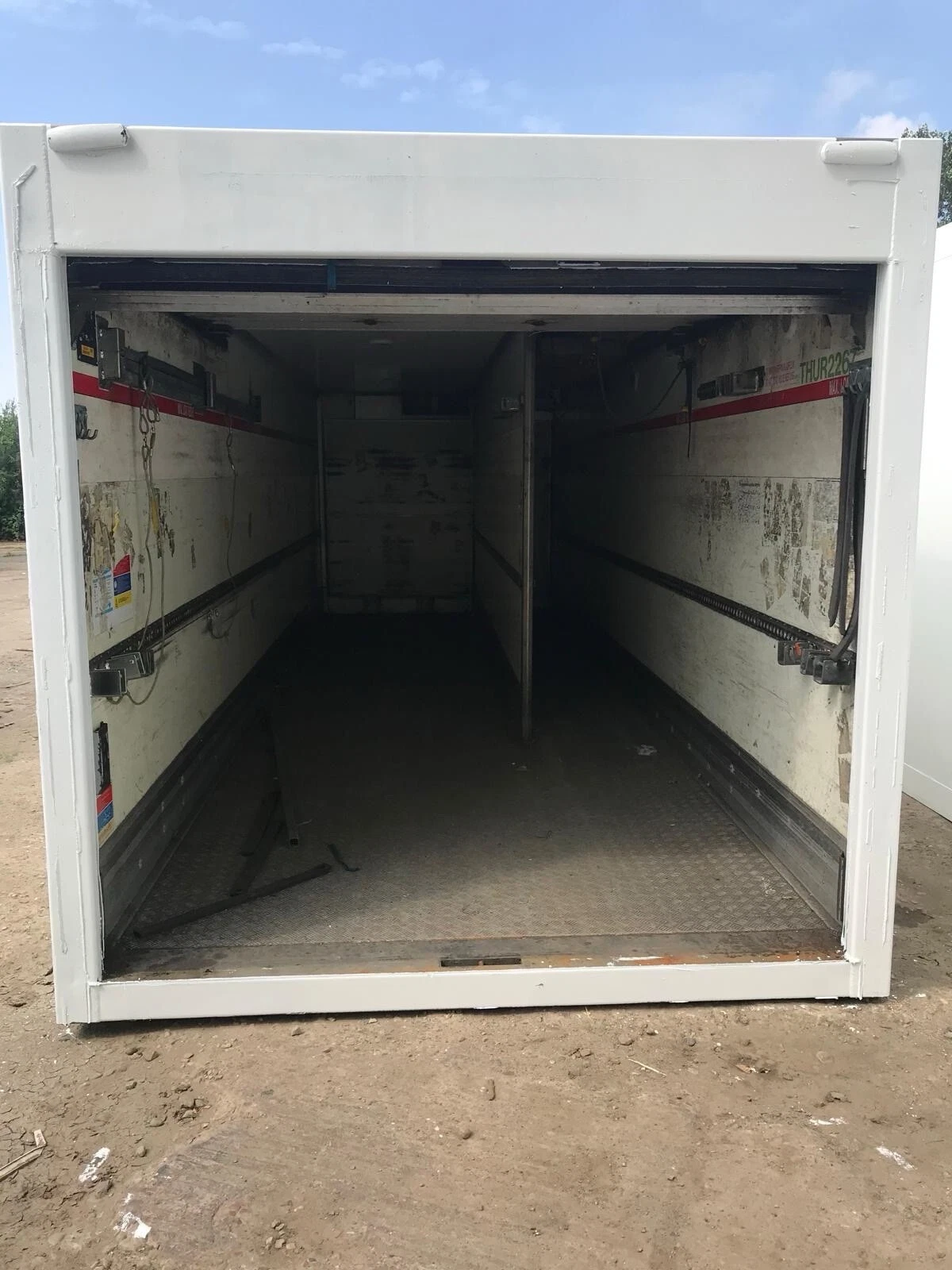 REFRIGERATED SHIPPING CONTAINERS 27’ to 45’ CHILLER/FREEZER - Image 4