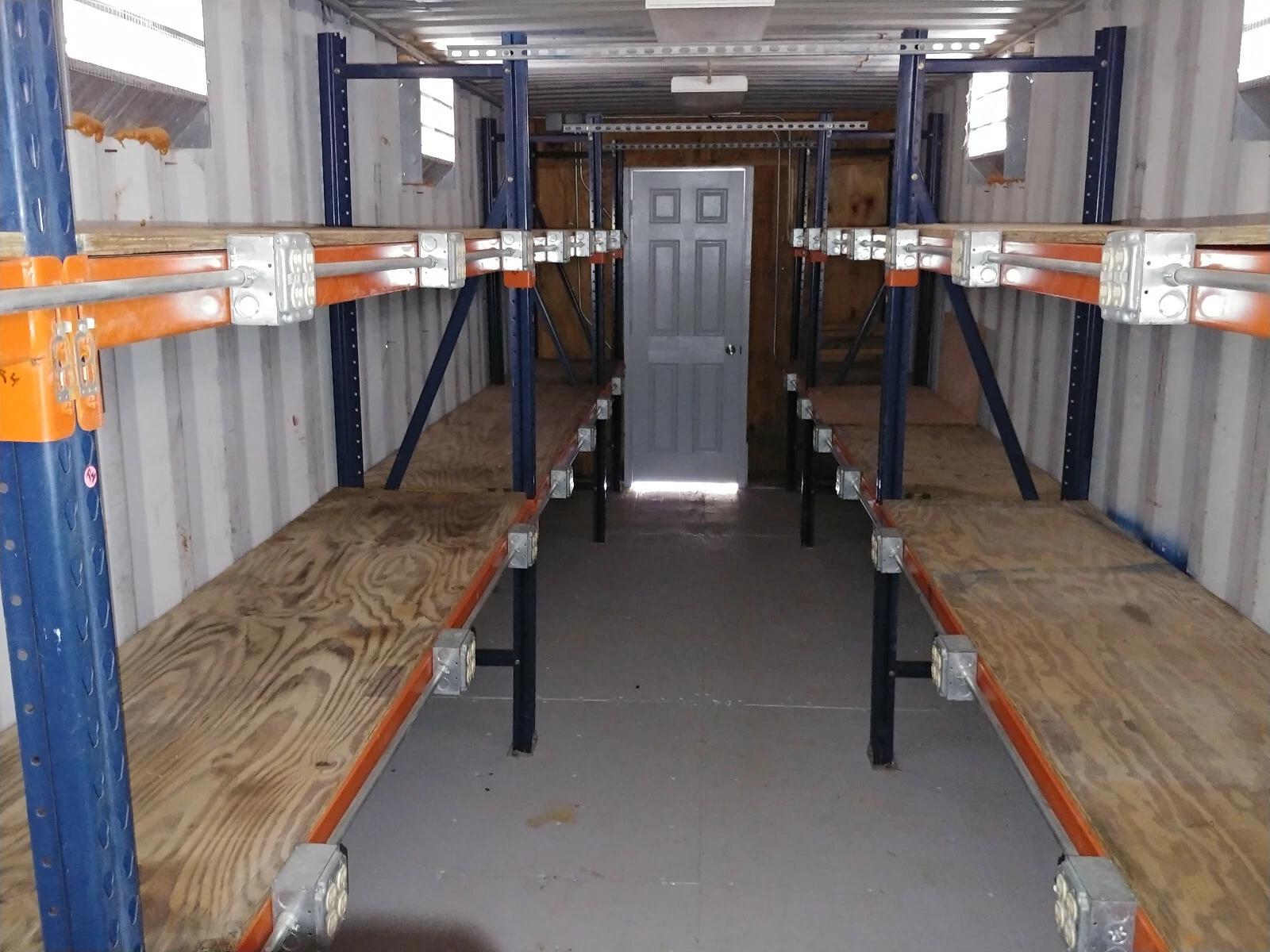40ft High Cube Container Shop with Office and Storage Racking - Image 5