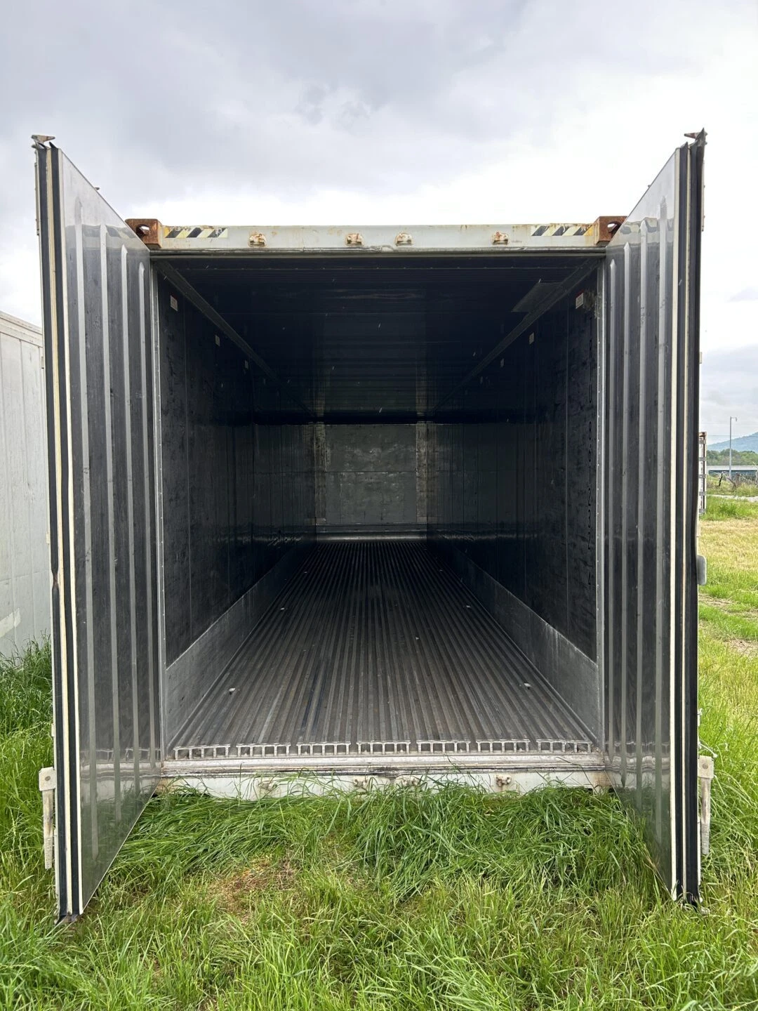 2009 40ft High Cube Refrigerated Container – Unit CCR18757 - Image 11