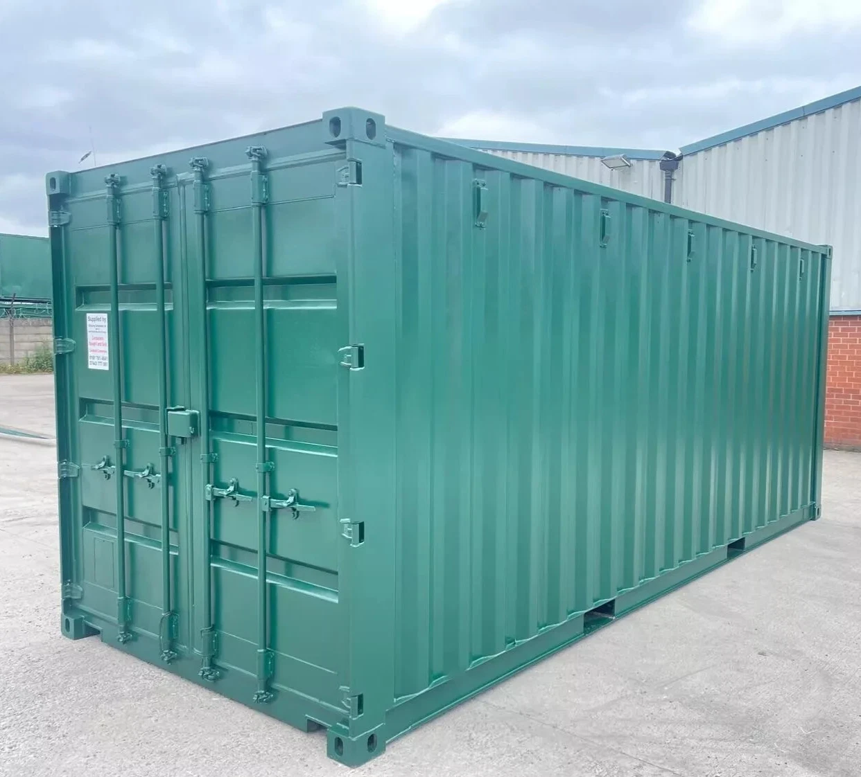 20FT X 8 FT SHIPPING CONTAINER STORE- Colour of your choice! - Image 4