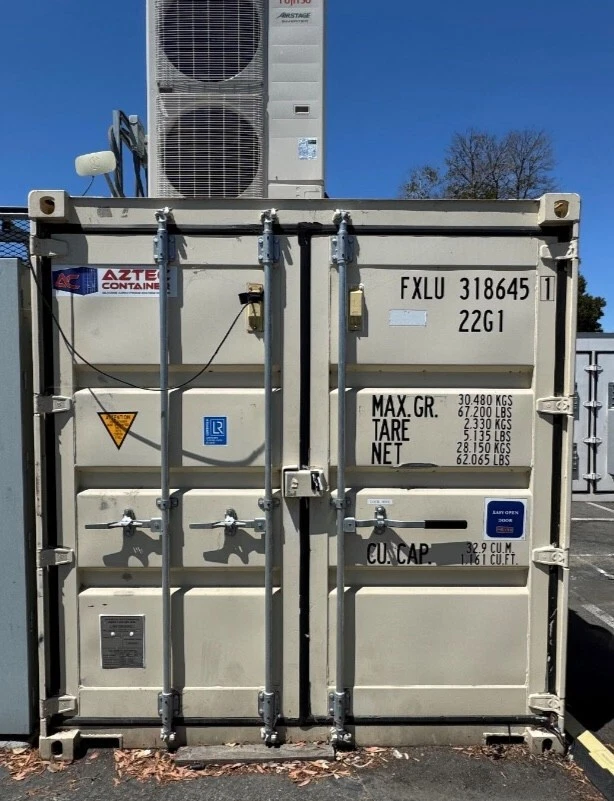 Used 20ft Refrigerated Container with Fujitsu AC Units – Modified