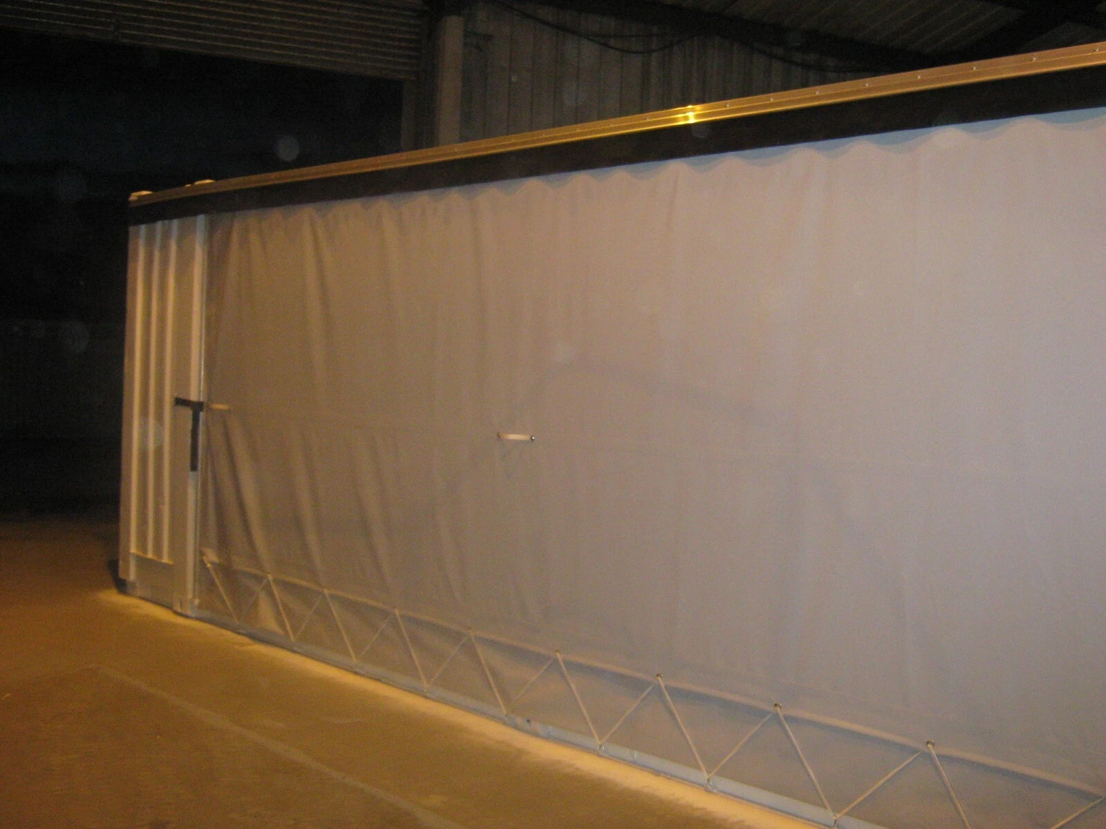 CURTAINSIDER Used Shipping / Storage Container. - Image 2