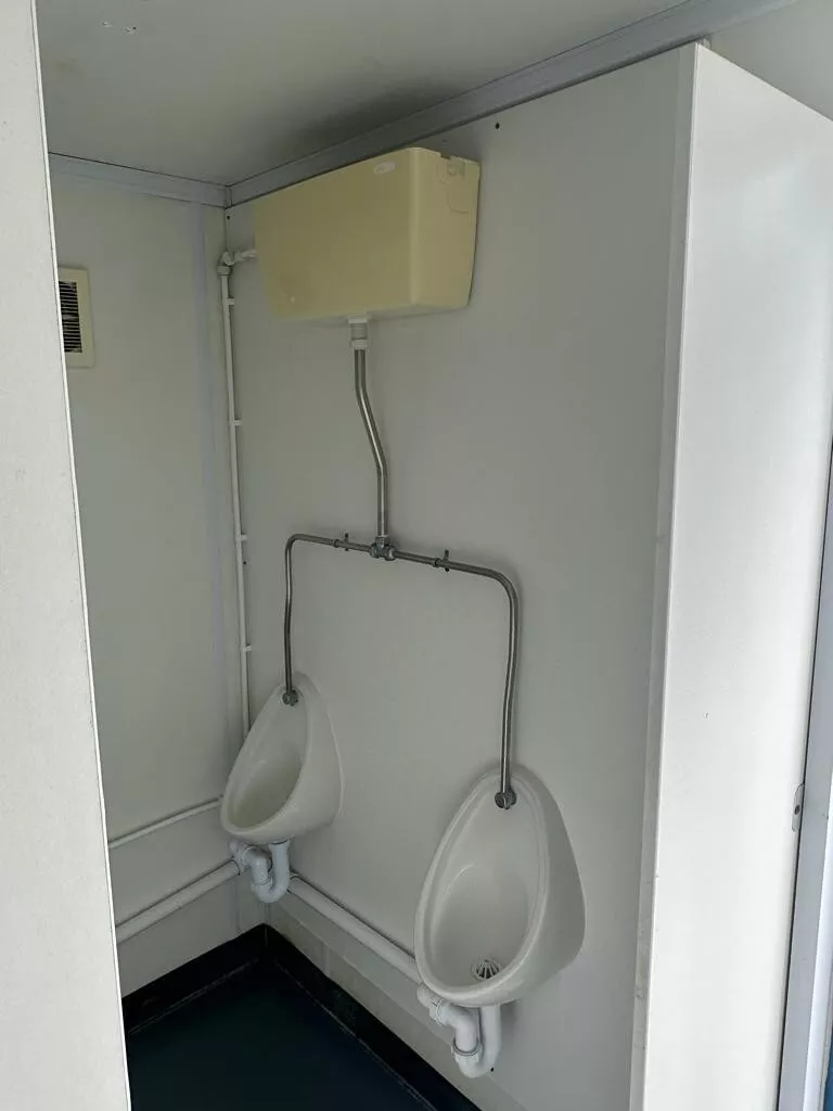 TOILET BLOCK 2+1 - Image 4