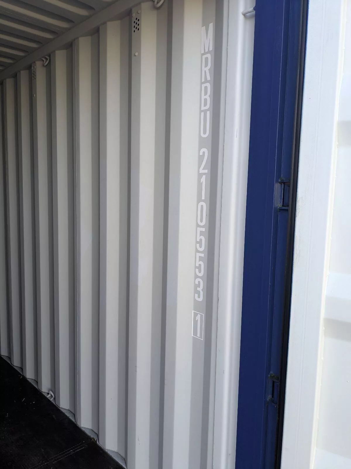 20FT Shipping Containers - Ideal for SELF-STORAGE| SOLD as SEEN - Image 4