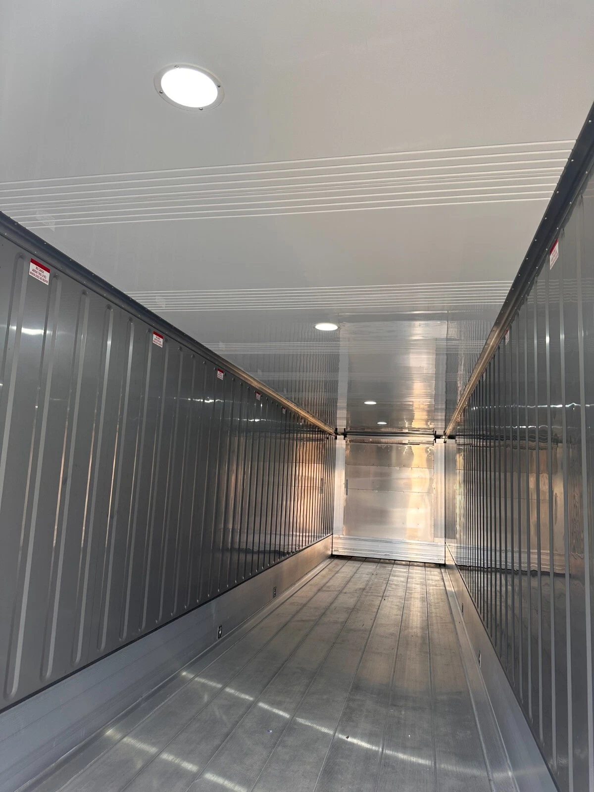 New 40ft High Cube Thermo King Refrigerated Container – 2023 One Trip - Image 3