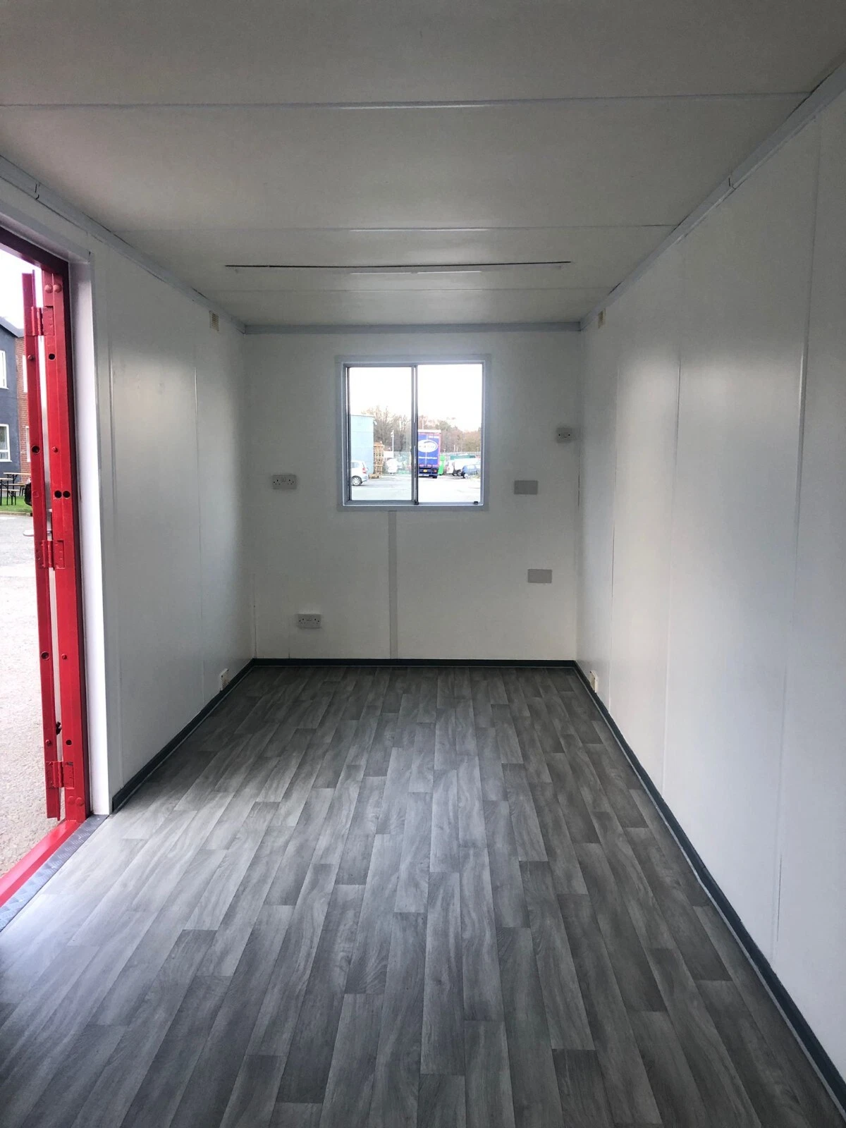 PORTABLE 20FT X 8FT OPEN OFFICE - Image 4