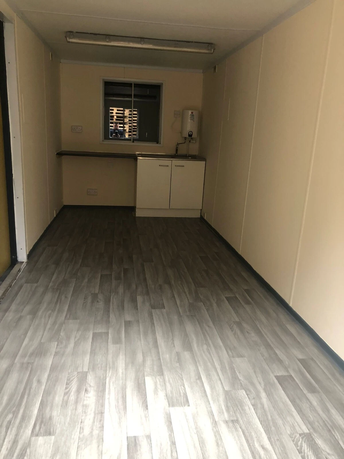 20FT X 8FT ANTI VANDAL OFFICE CANTEEN - Image 6