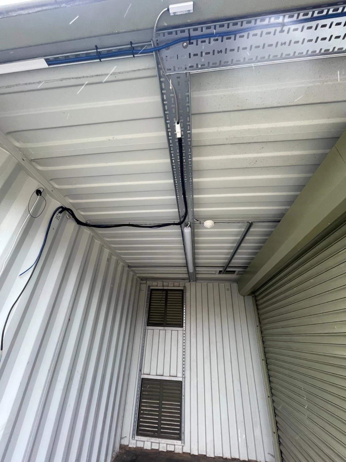 Shipping Container 13ft - Image 10