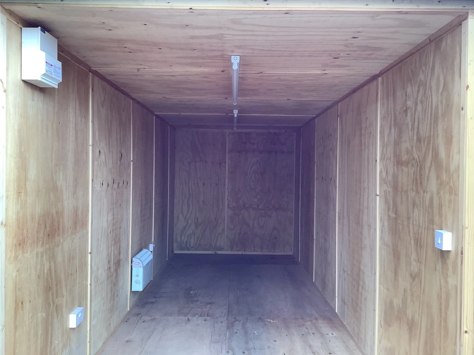 20 ft container for sale INSULATED HEATER & ELECTRICS - Image 4