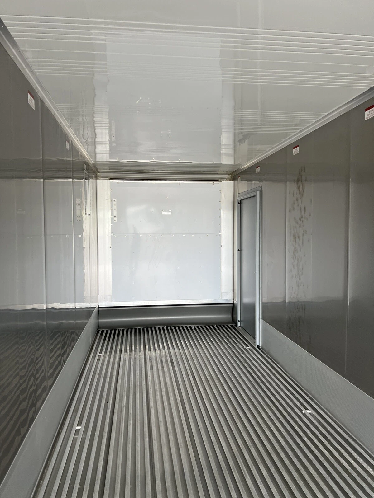 40ft Reefer Container - 2 Personnel Doors on both sides - Image 5