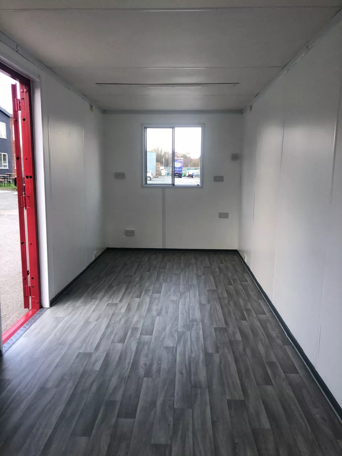 PORTABLE 20FT X 8FT OPEN OFFICE - Image 6