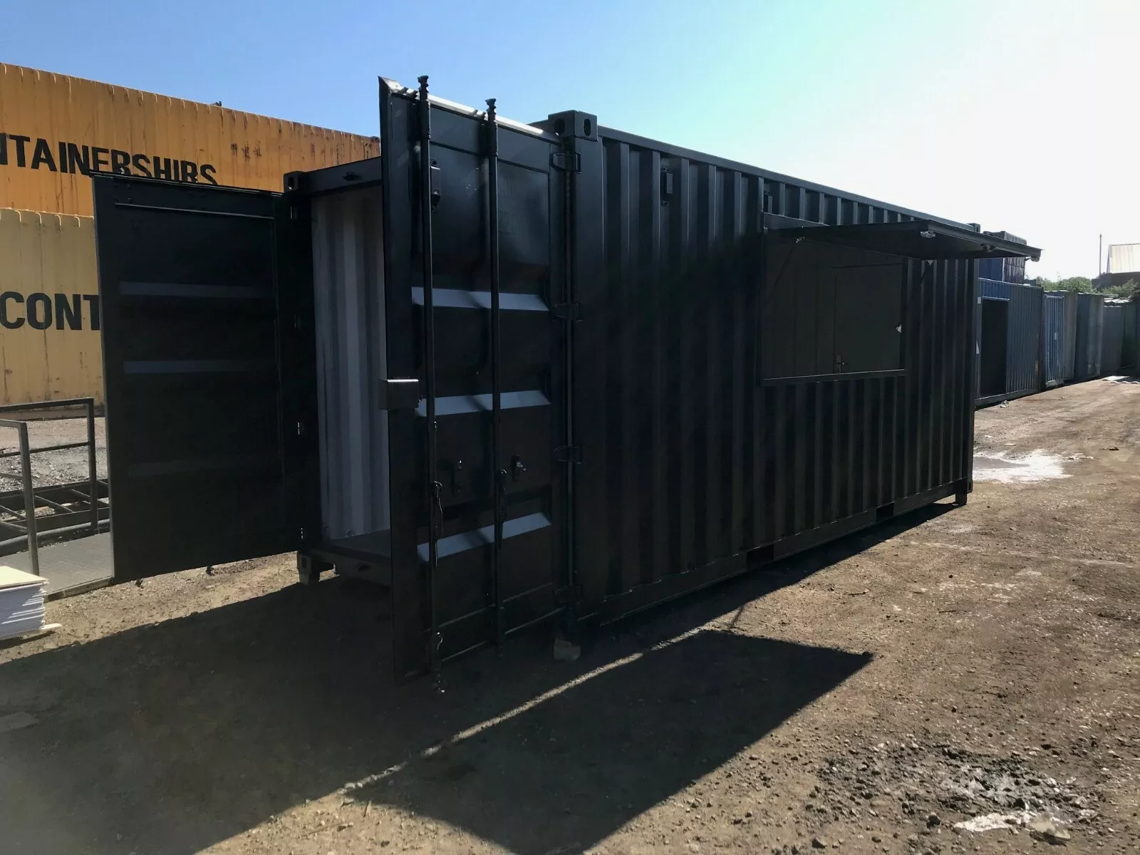 20ft shipping container kitchen/coffee shop/street food -Clean - Image 6