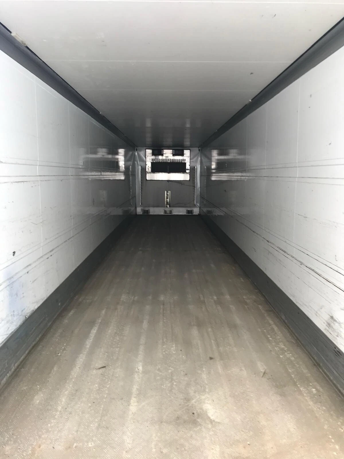 REFRIGERATED SHIPPING CONTAINERS 27’ to 45’ CHILLER/FREEZER - Image 9