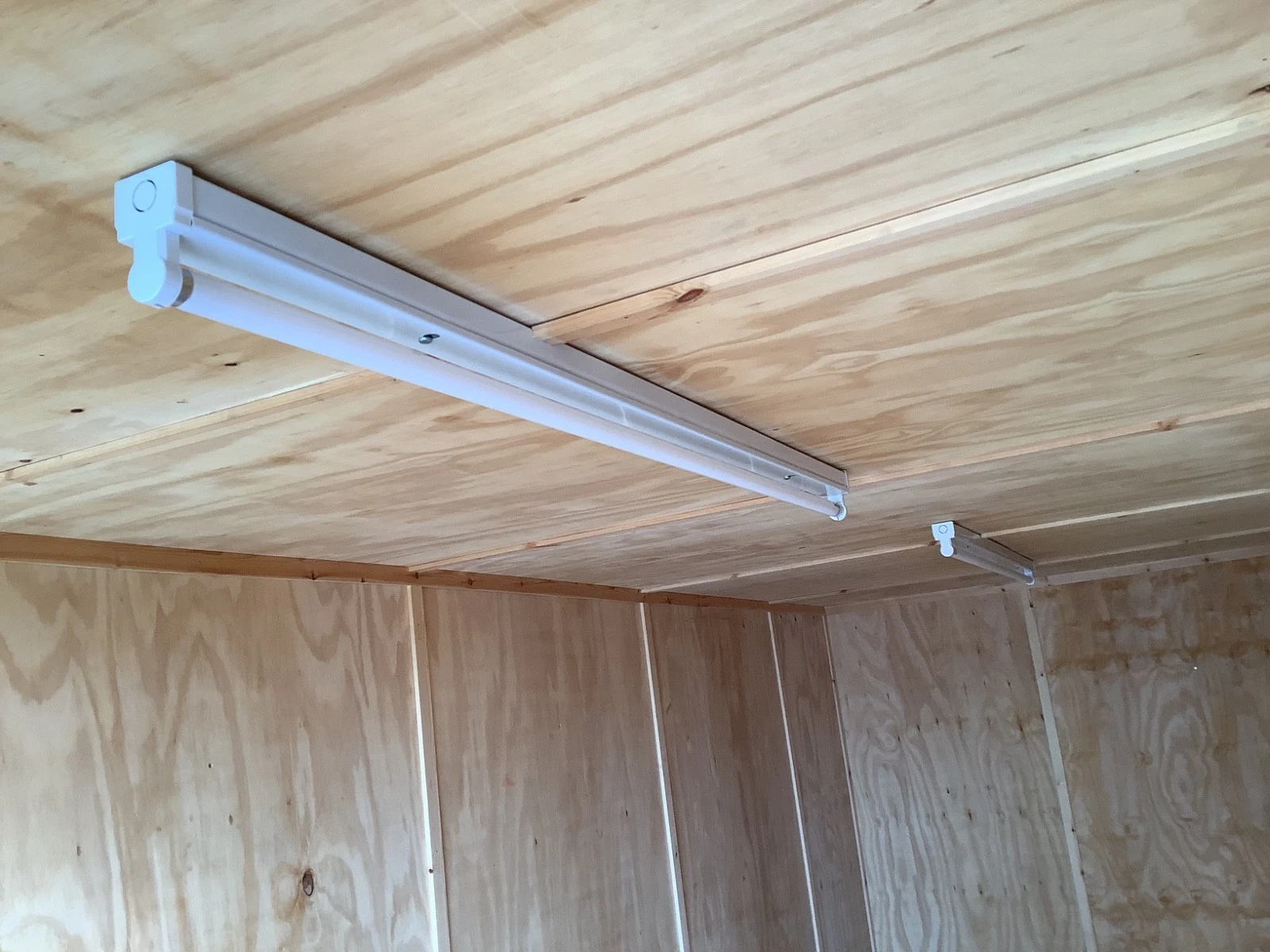 20 ft container for sale INSULATED HEATER & ELECTRICS - Image 8