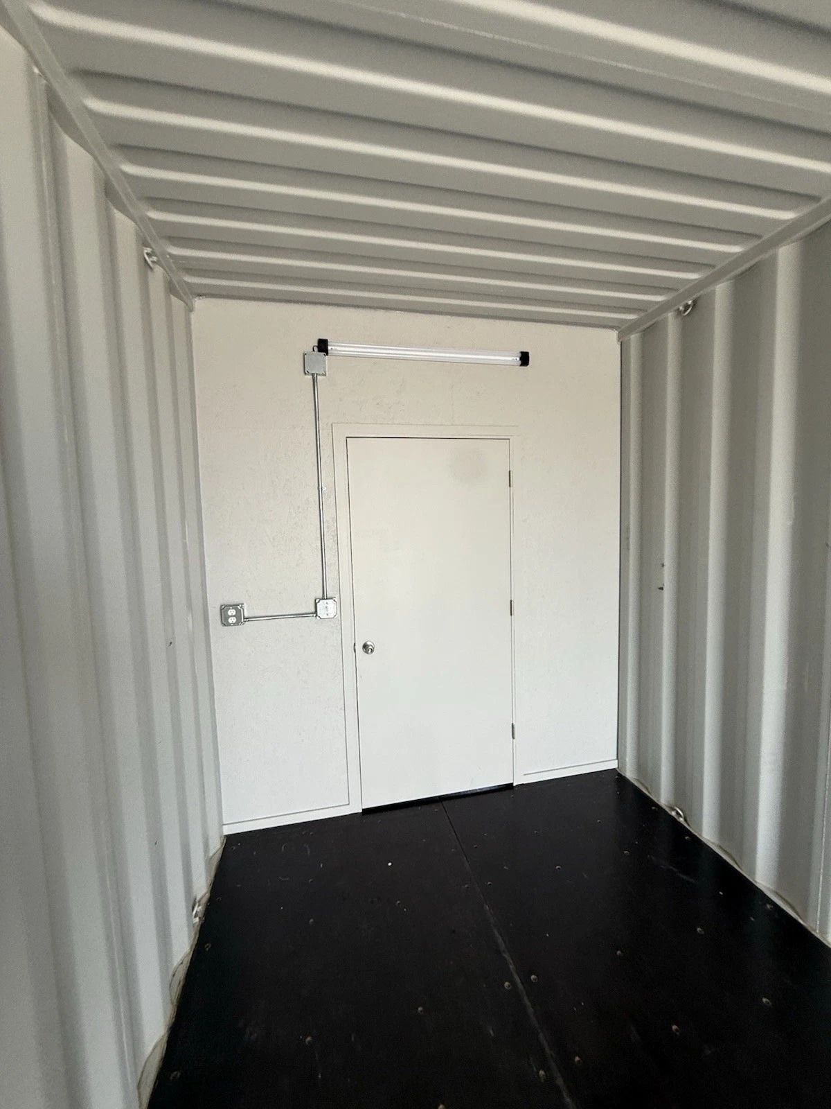 40ft New Slate Gray Shipping Container Office For Commercial Use Spray Foam - Image 7